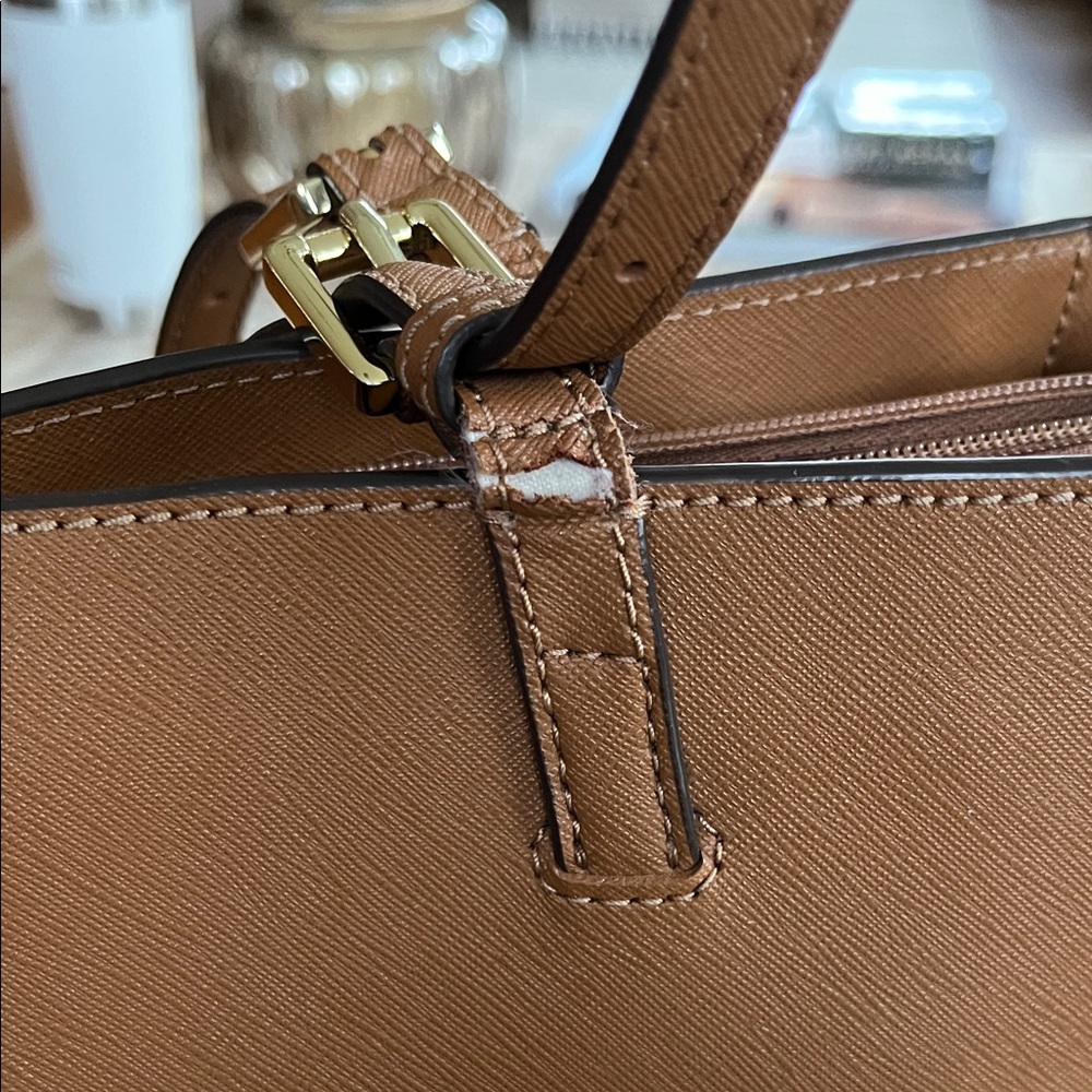 Tory Burch York Buckle Tote - Picture 11 of 15